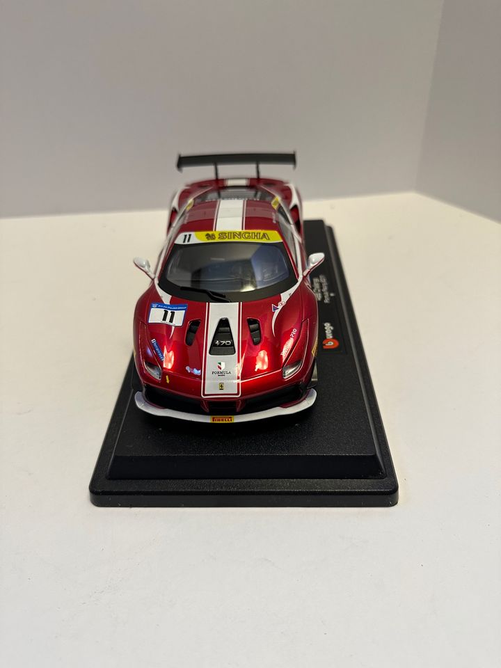 Bburago 1:24 Ferrari 488 Challenge #11 Formula Racing 2017 Diecast 18-26308