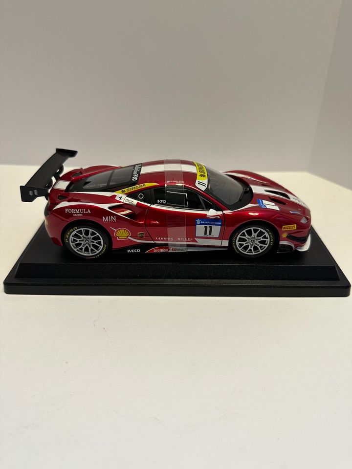 Bburago 1:24 Ferrari 488 Challenge #11 Formula Racing 2017 Diecast 18-26308