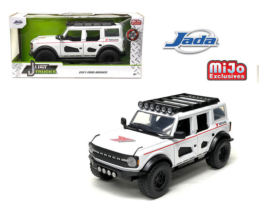 Jada Just Truck 1:24 2021 Ford Bronco White with Red Stripes and Roof Rack 34286