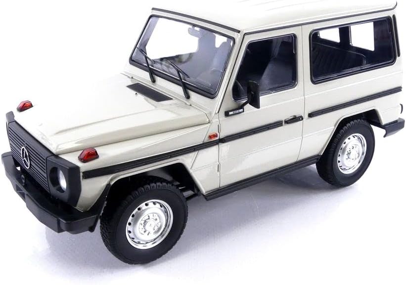 MINICHAMPS 1:18 1980 Mercedes-benz G-MODEL SWB  DIECAST CAR CREAM GREY 155038004