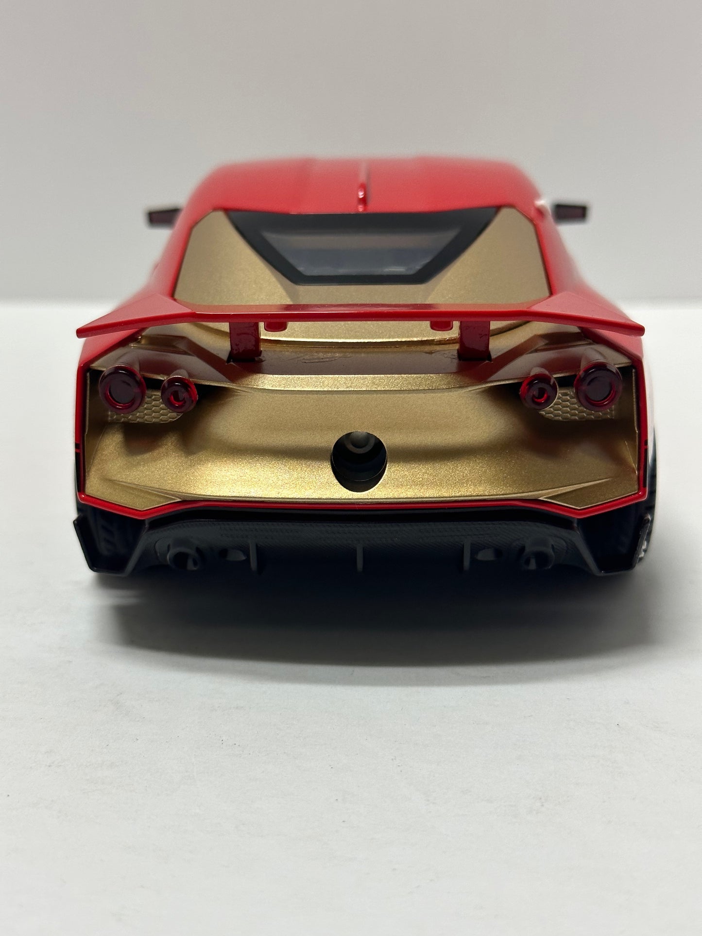 1:18 Scale Nissan GTR50 Spray Metal Sports Car Alloy Model Car Diecast Red