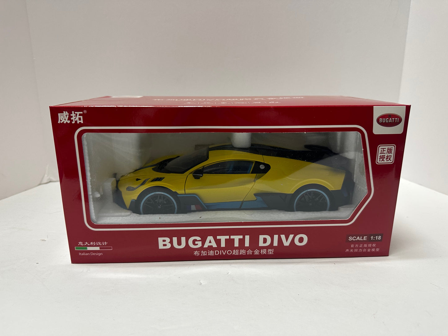 1:18 Bugatti Divo Metal Diecast With LED headlight & Taillight Yellow