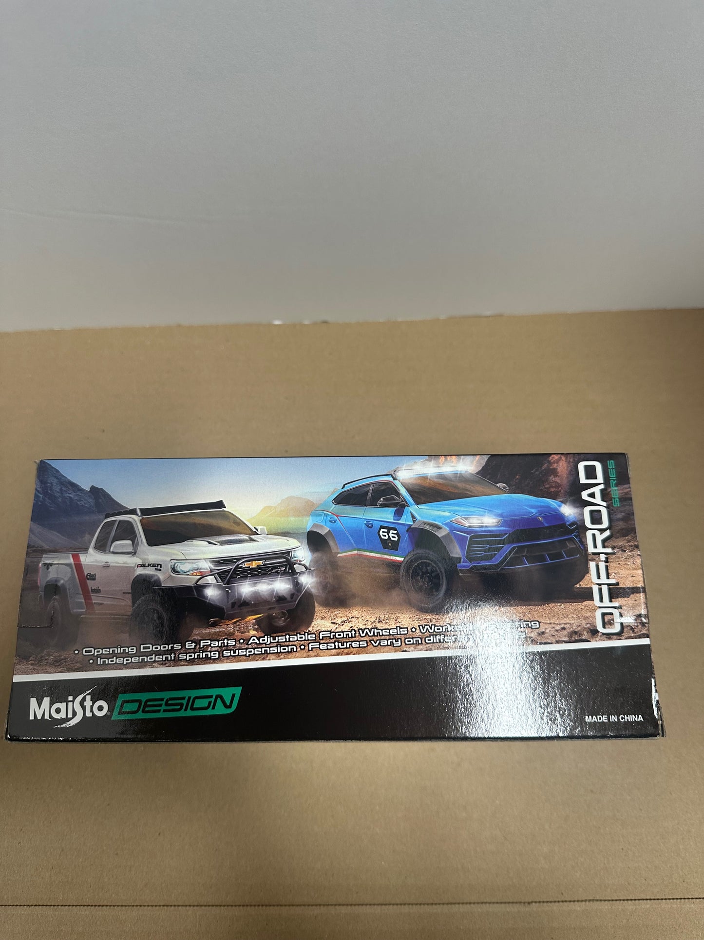 Maisto 1:27 Scale 2017 Chevrolet Colorado ZR2 Off Road Diecast