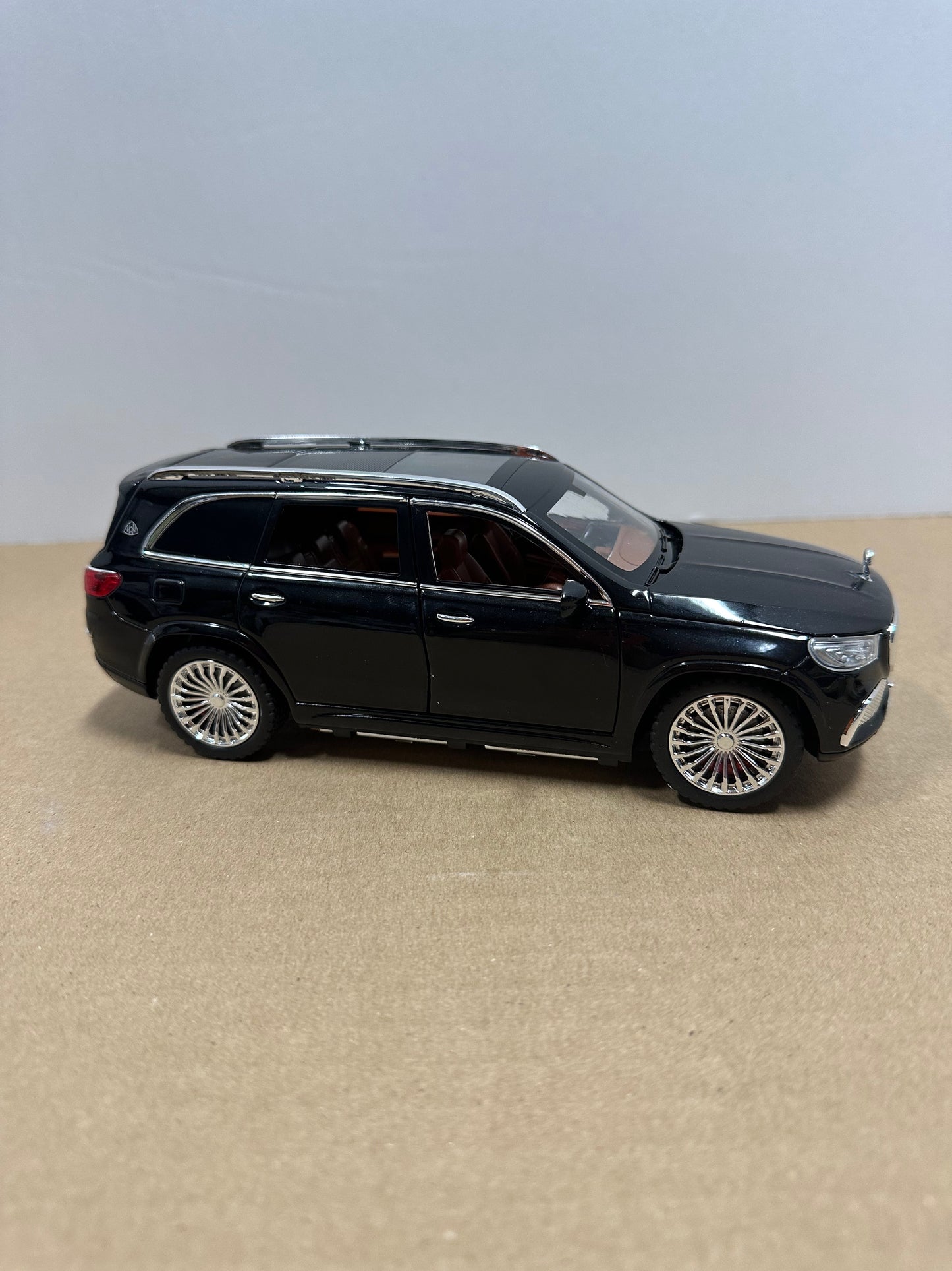 1:24 Maybach GLS-Class GLS600 Diecast LED HEADLIGHT TAIL LIGHT Black