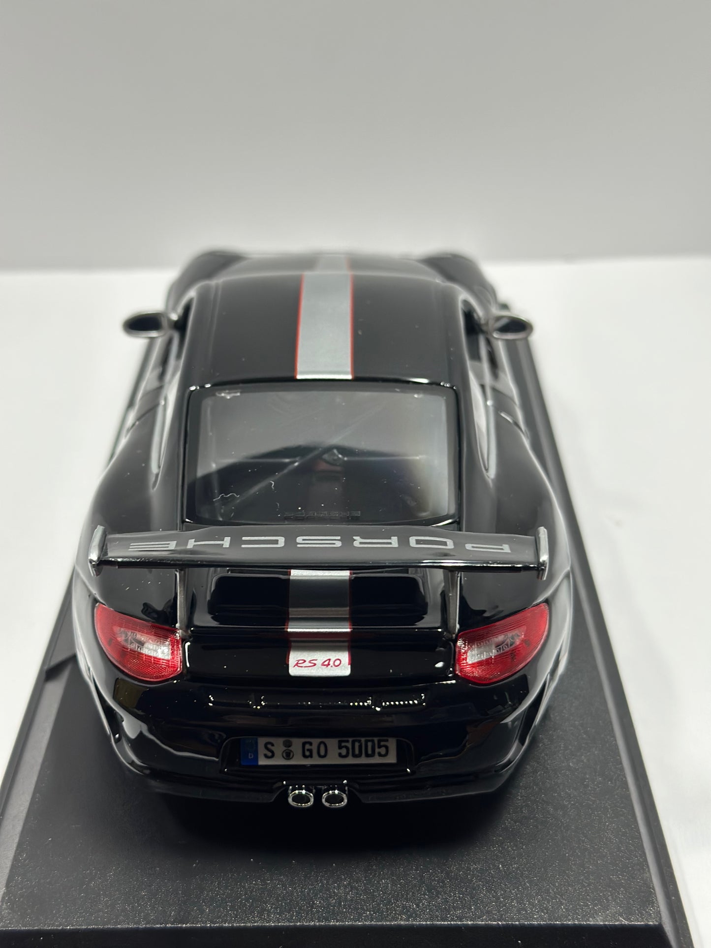 Maisto 2010 1:18 Porsche 911 GT3 RS 4.0 Diecast