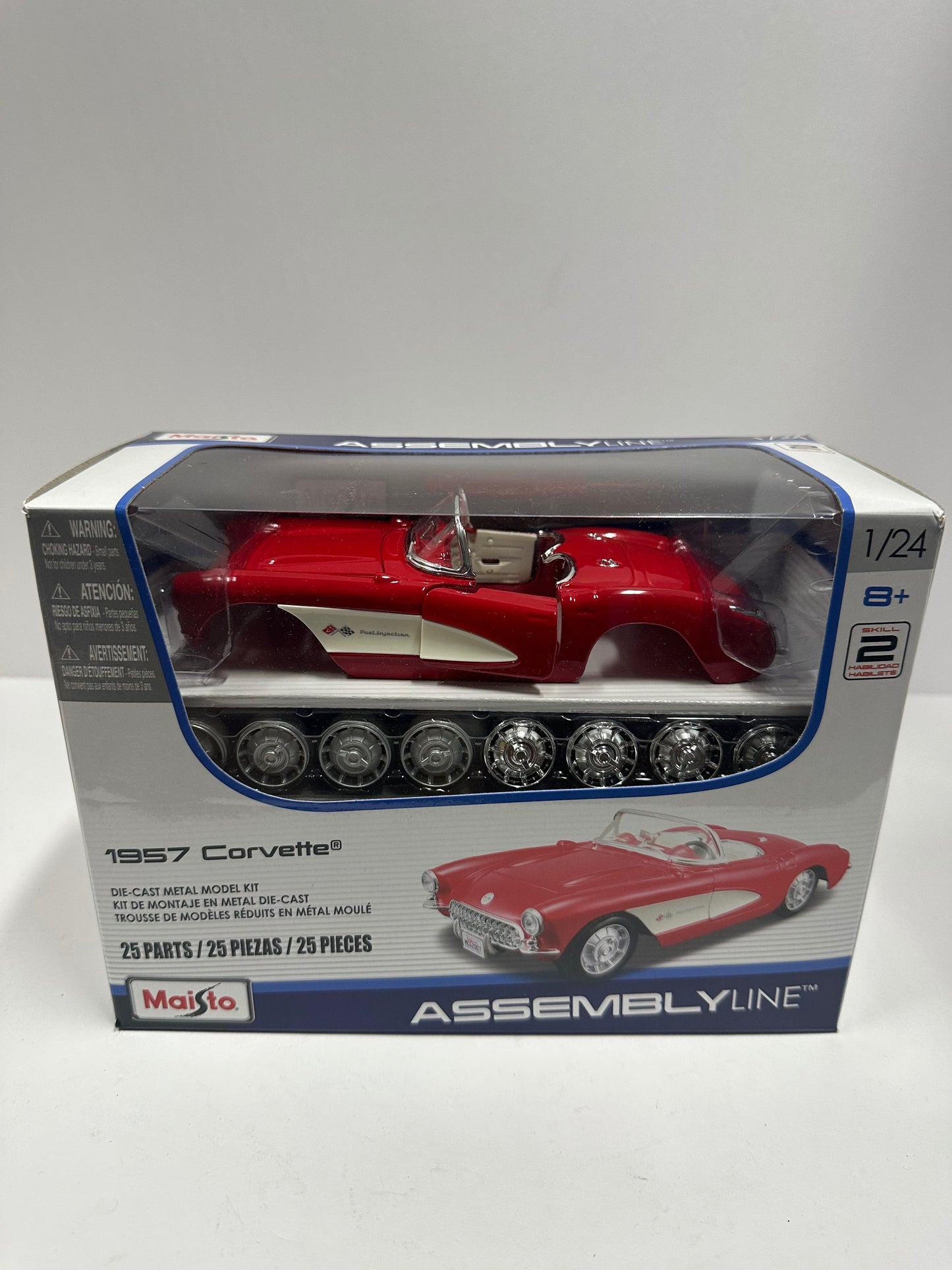 Maisto 1:24 Assembly Line 1957 Chevrolet Corvette Diecast