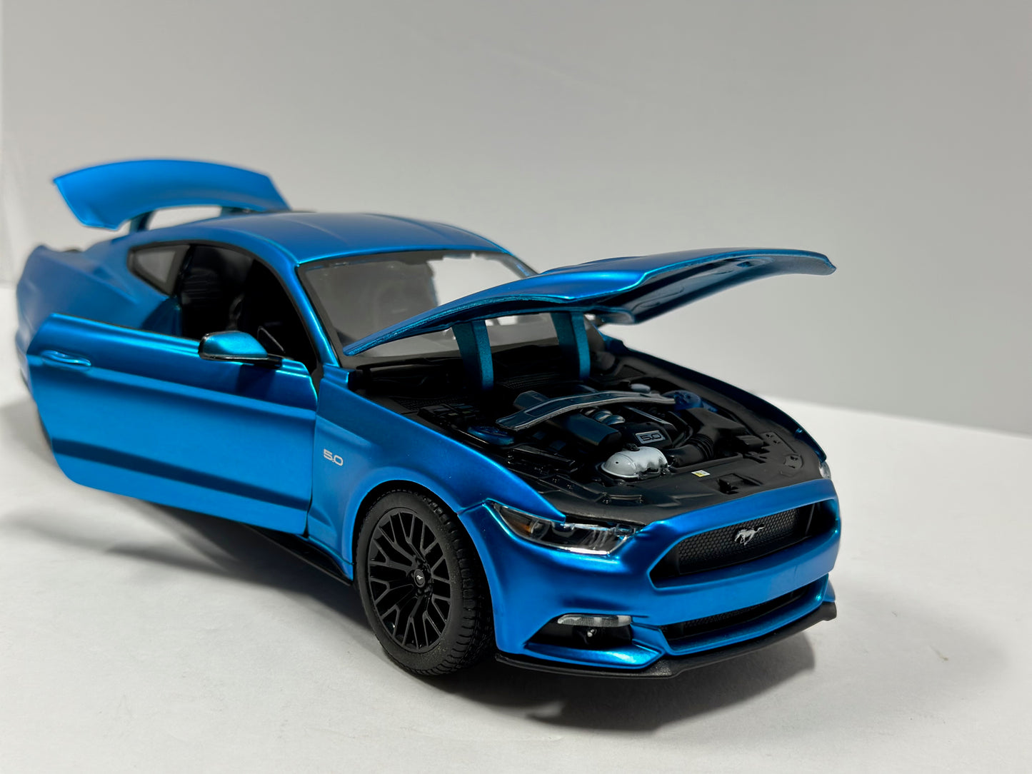 Maisto 1:18 2017 Ford Mustang GT Diecast