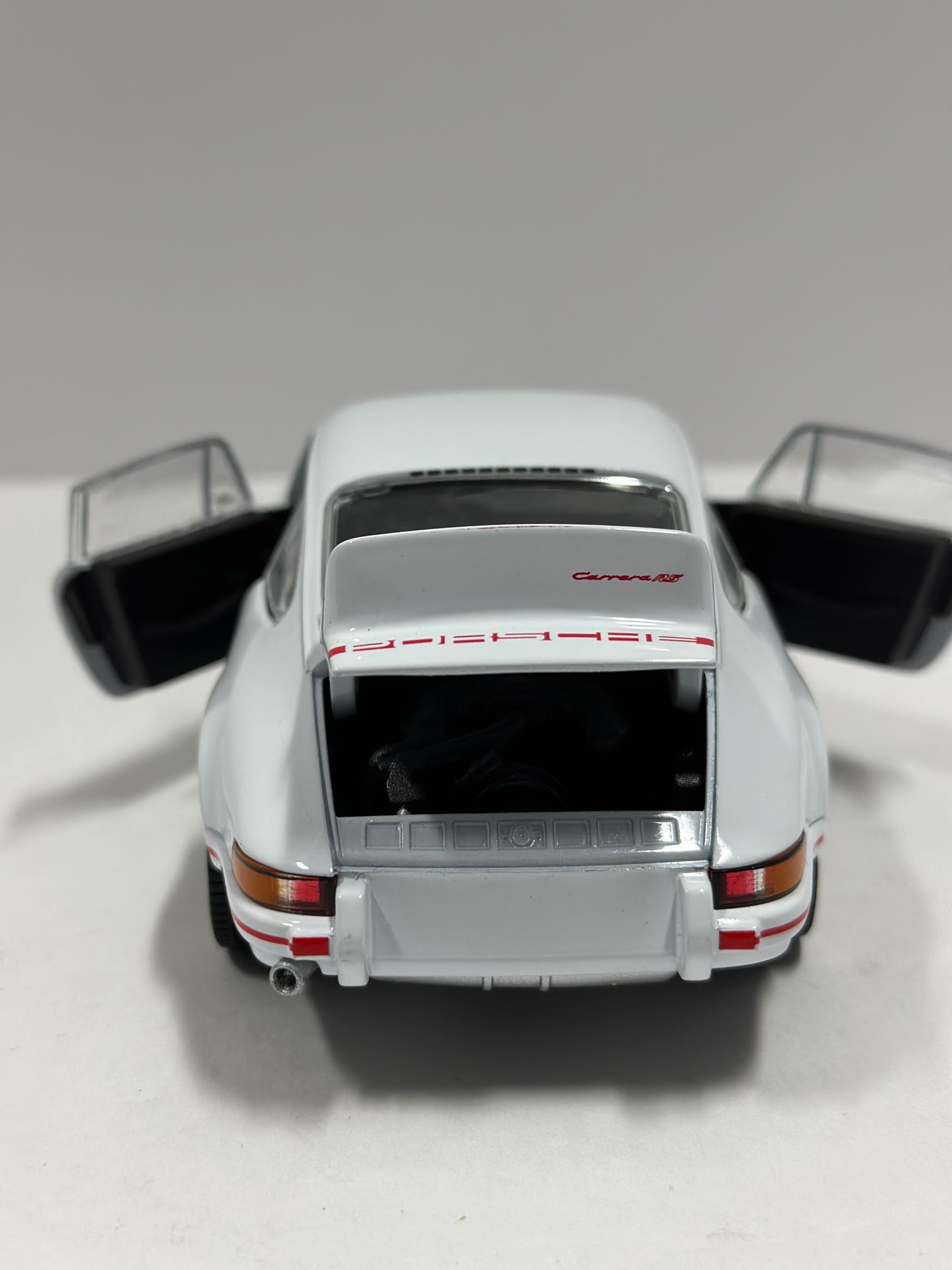 Welly 1:24 1973 Porsche Carrera 2.7 Diecast