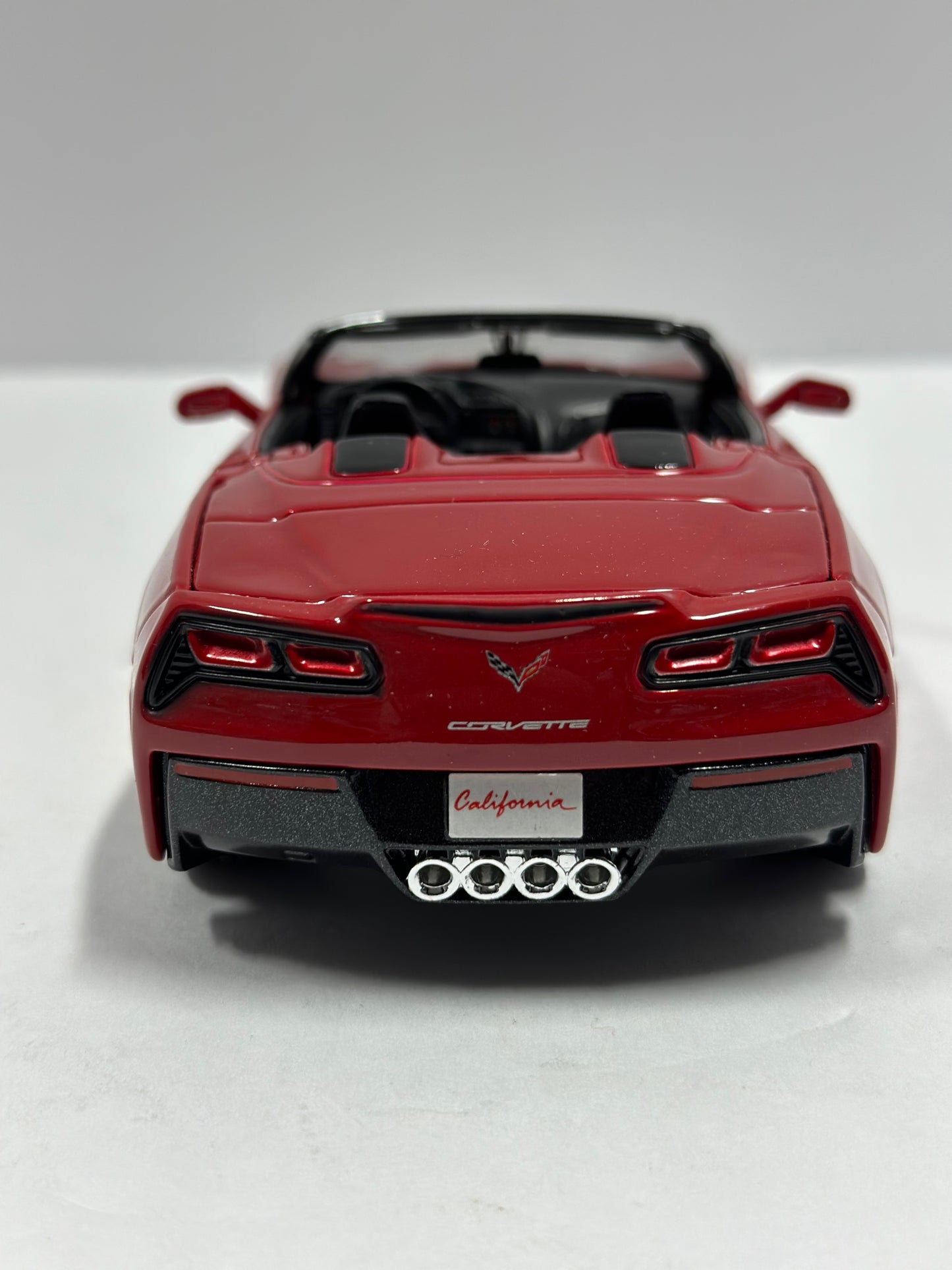 Maisto 1:24 2014 Chevrolet Corvette C7 Convertible Diecast