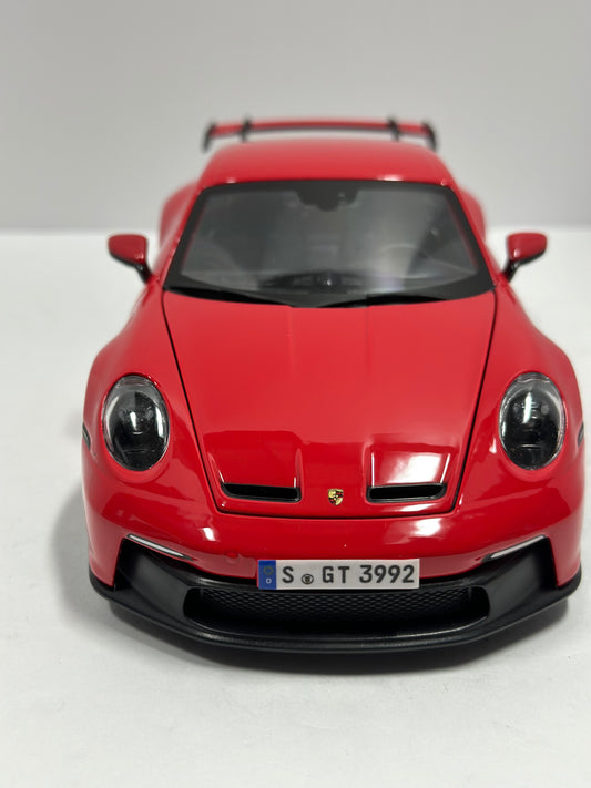 Maisto 1:18 2022 Porsche 911 GT3 Red Diecast