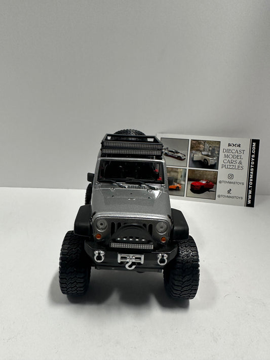 Maisto Design 1:24 2015 Jeep WRANGLER UNLIMITED OFF ROAD KINGS Gray Diecast