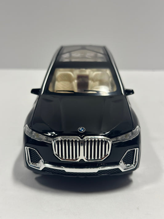 1:24 2020 BMW x7  Diecast With Led Headlight & Taillight Matte Black