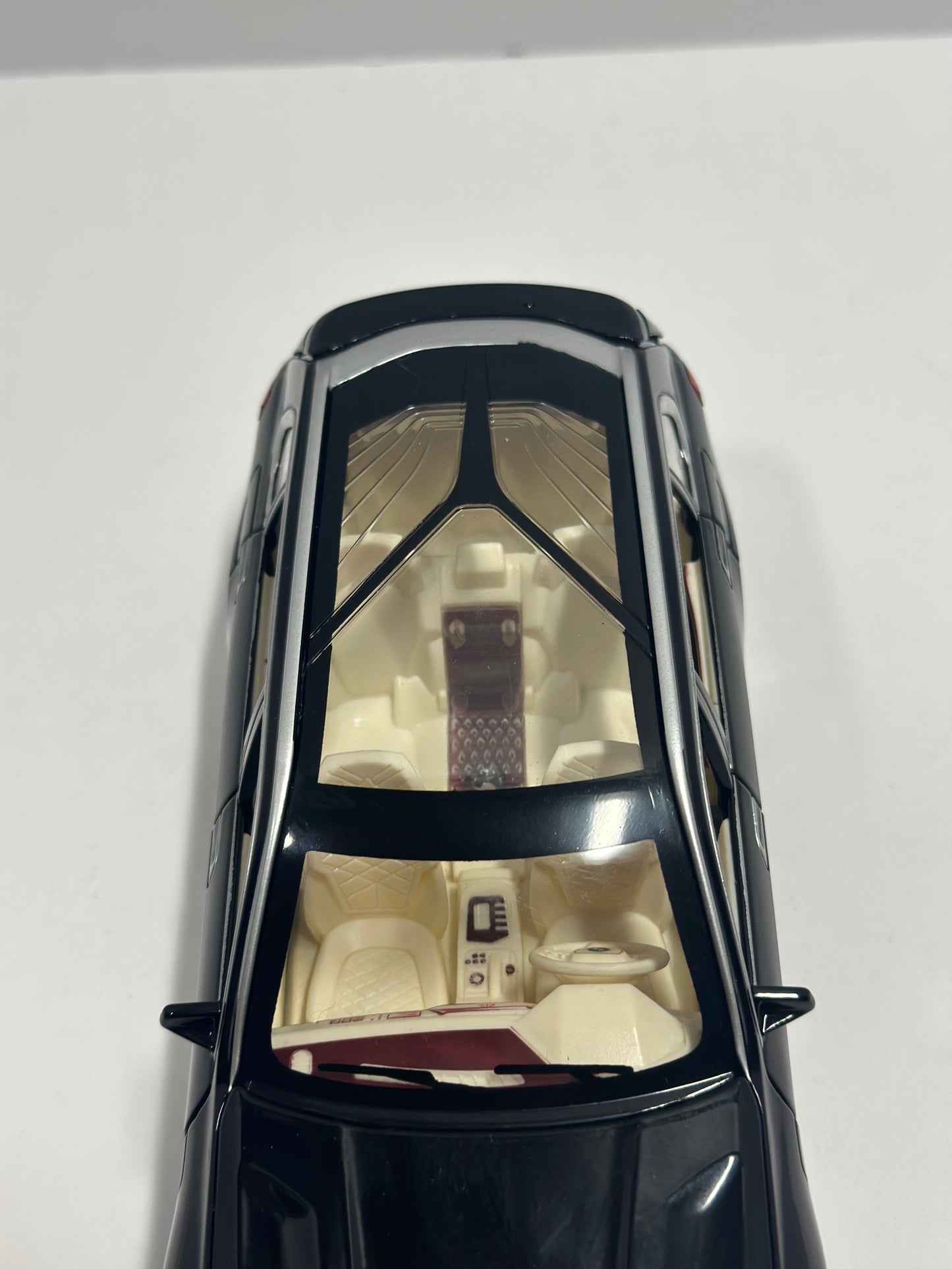 1:24 2020 BMW x7  Diecast With Led Headlight & Taillight Matte Black