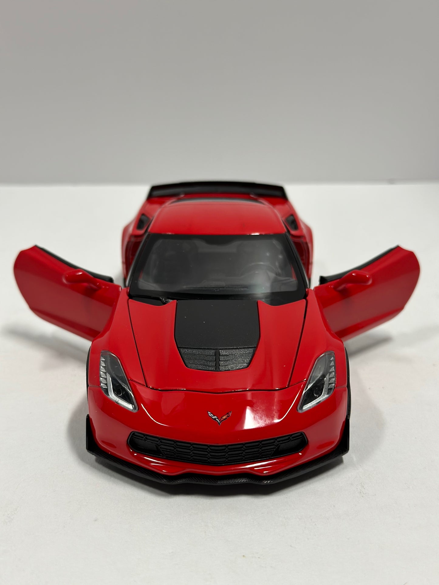 Welly 1:24 2017 Chevrolet Corvette Stingray Red Diecast