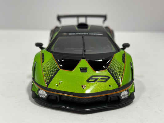 Bburago 1:24 Lamborghini Essenza SCV12 #63 Diecast Green