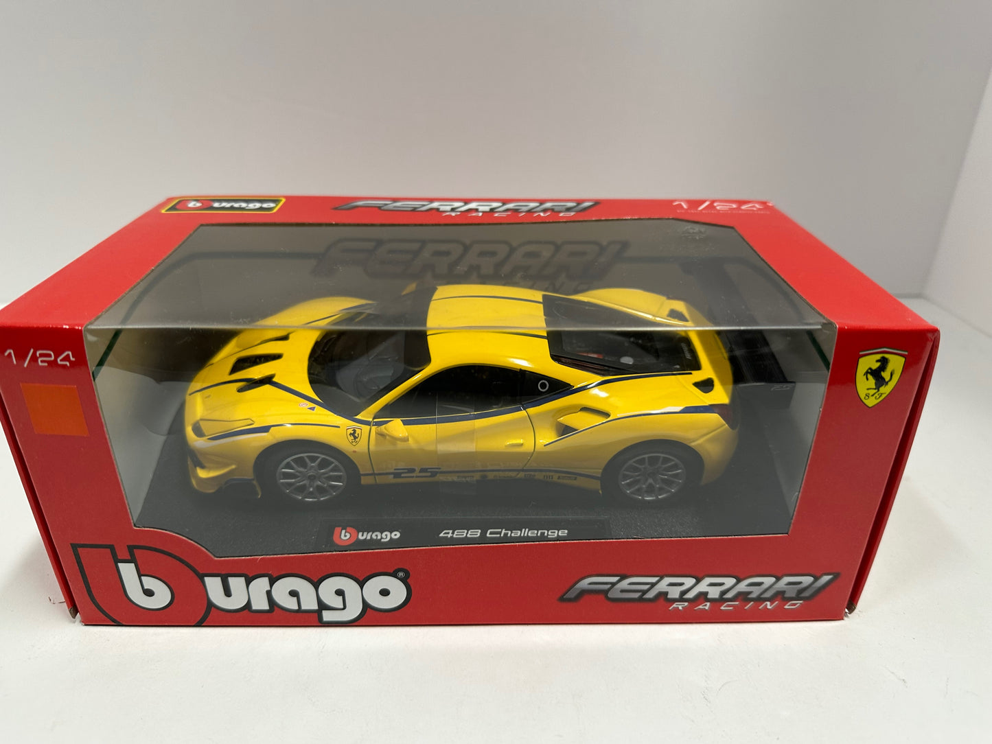 Bburago 1:24 2020 Ferrari 488 CHALLENGE RACING #25 Diecast Yellow