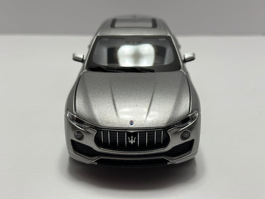 Bburago 1:24 2020 Maserati Levante Diecast Silver