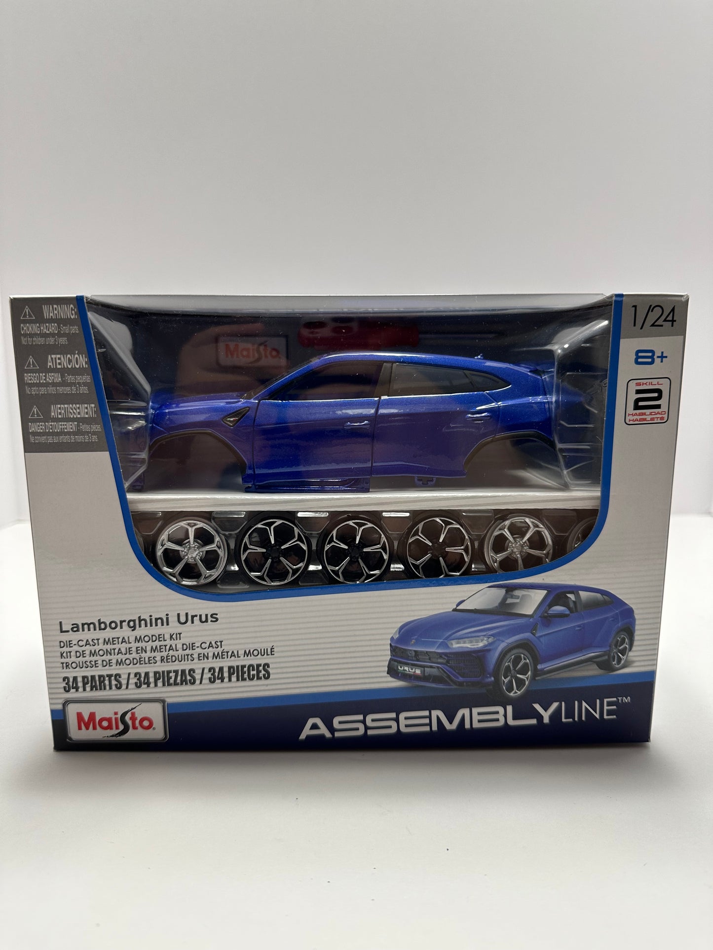 Maisto 1:24 Assembly Line Lamborghini Urus Diecast Blue