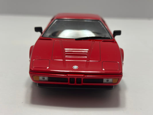 Welly 1:24 1978 BMW M1 Diecast Model Car Red