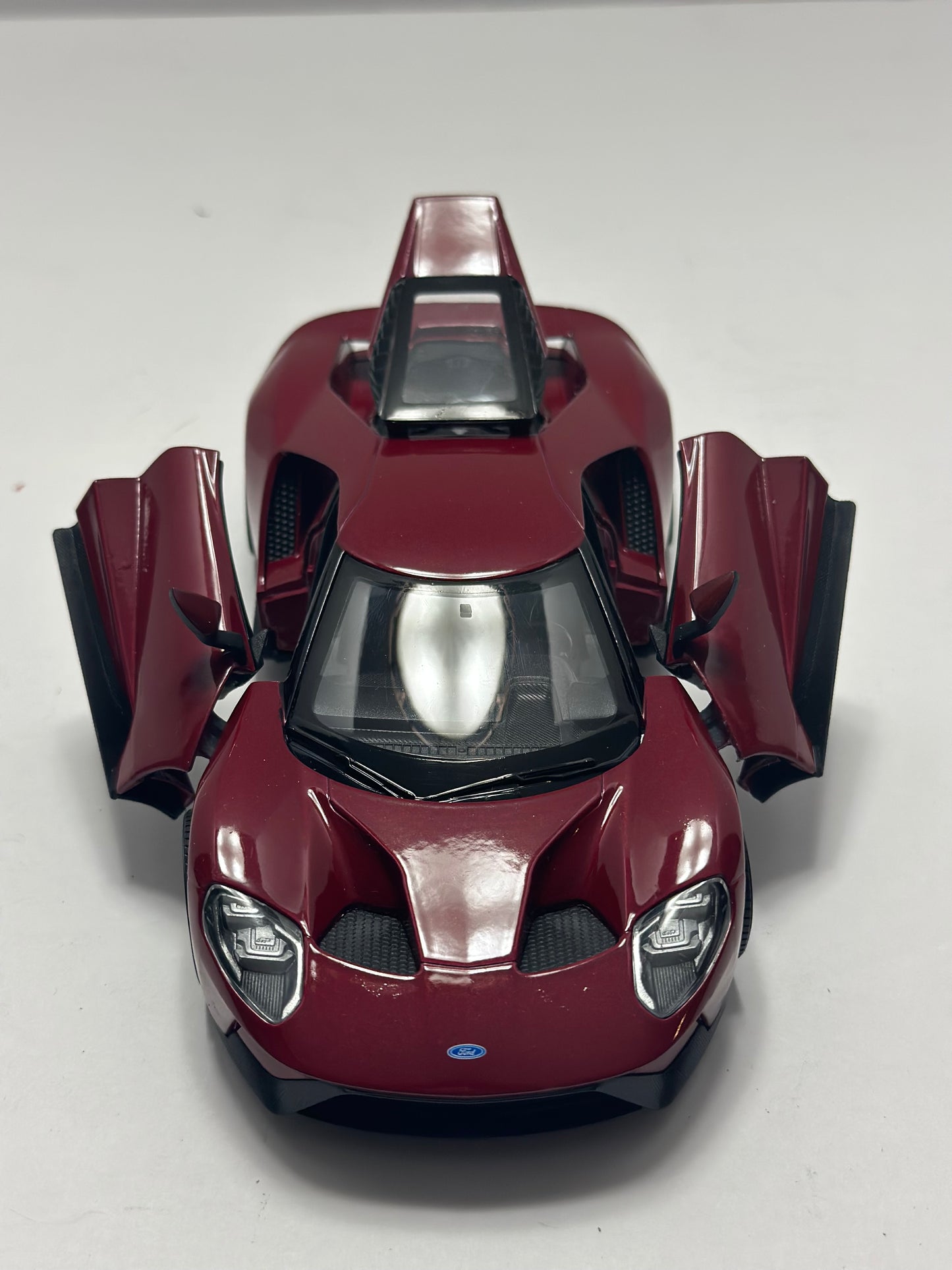 Welly 1:24 2017 Ford GT Diecast Burgundy