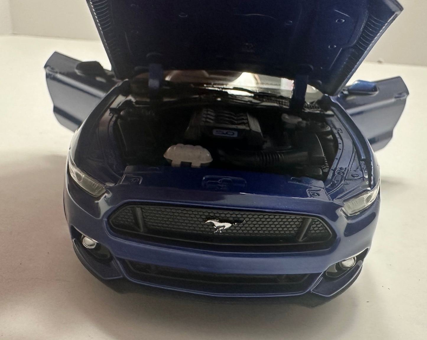 Welly 1:24 2015 Ford Mustang GT 5.0 Blue Diecast