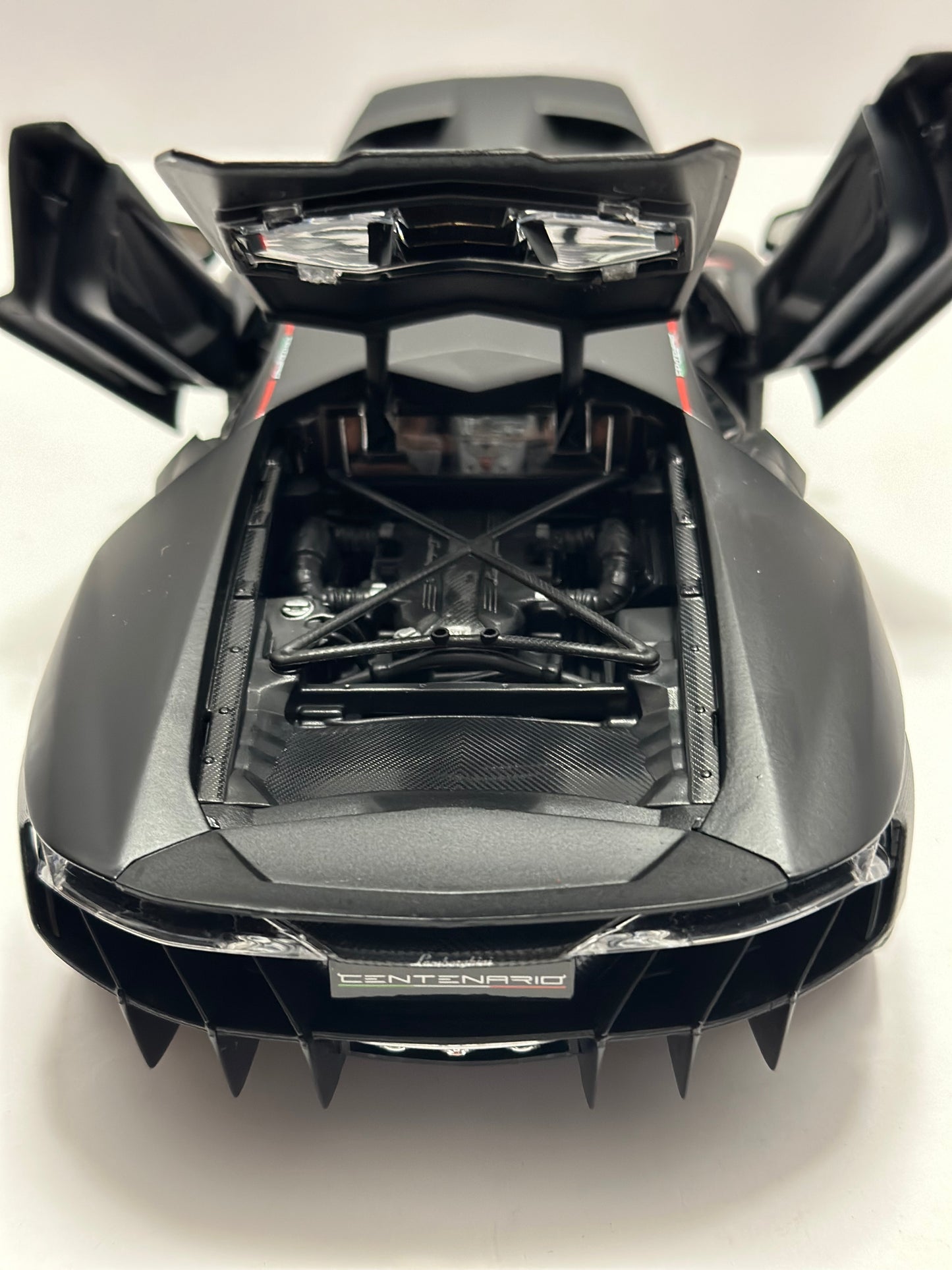 Maisto 1:18 Lamborghini Centenario LP770-4  Diecast Matte Black ( Rare )