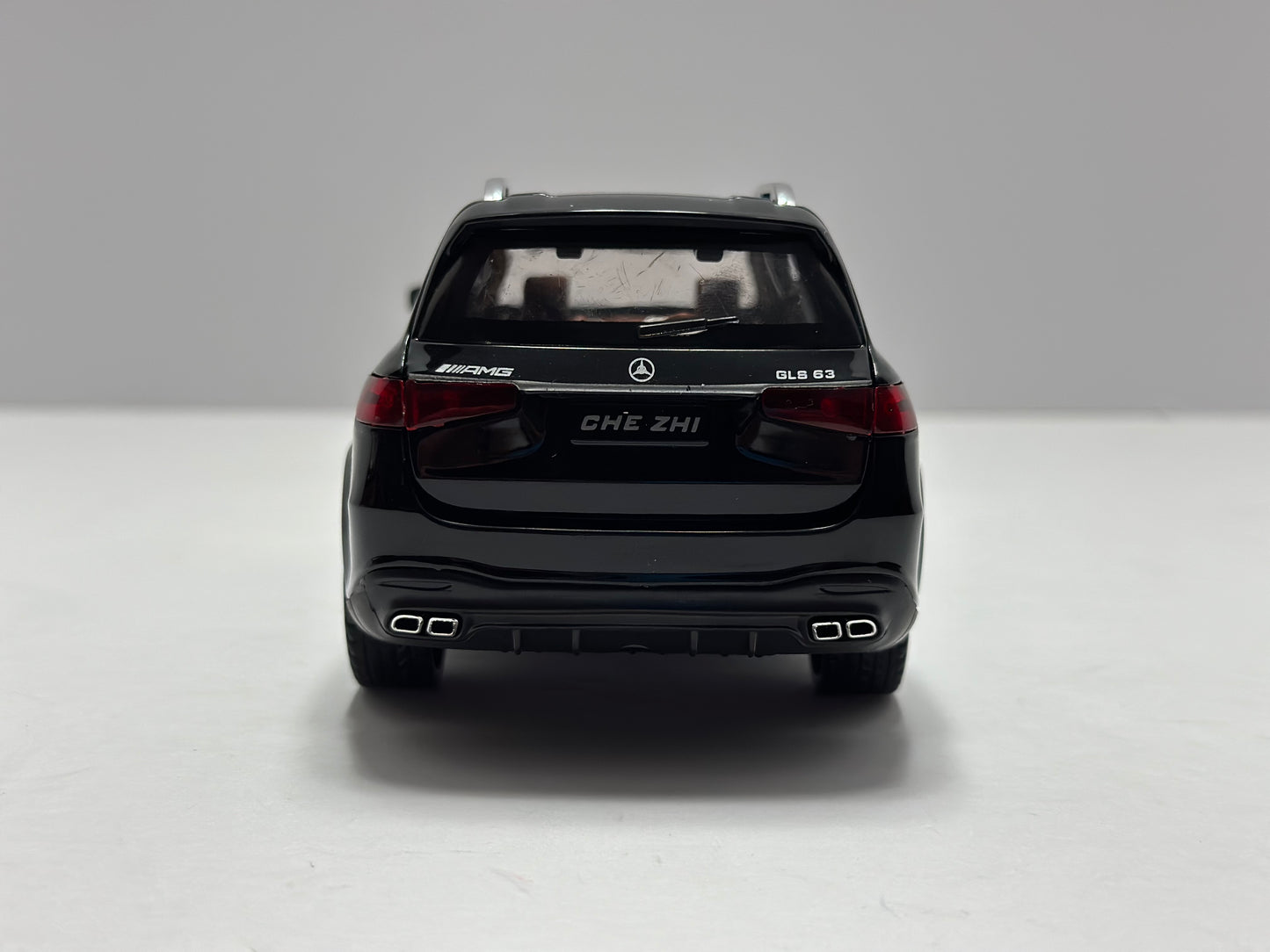 1:24 Mercedes-Benz GLS63 AMG DIECAST with led headlight and taillight Black