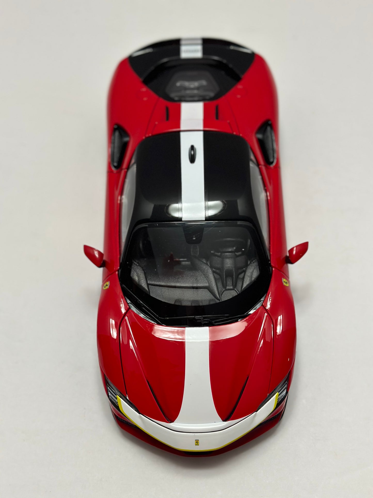 Bburago Signature Series/Bburago Series 1:18 Ferrari Sf90 Stradale Assetto Fiorano Diecast