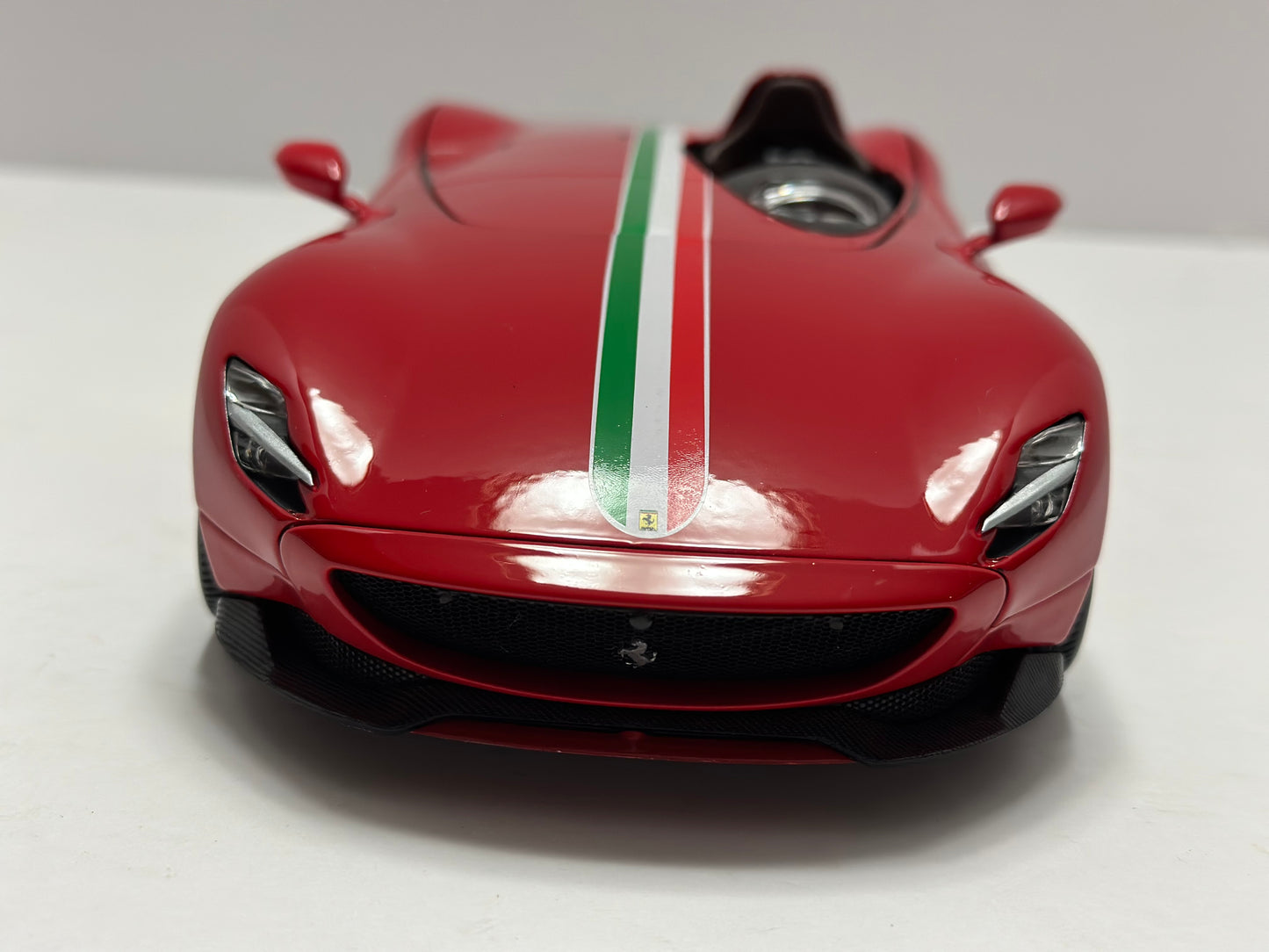 BBURAGO SIGNATURE SERIES FERRARI MONZA SP1 1:18 DIECAST MODEL CAR RED 18-16909