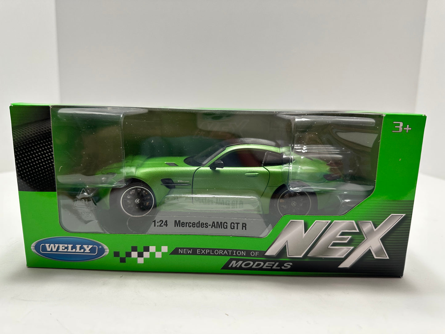 Welly 1:24 Mercedes-Benz AMG GT-R  Diecast Matte Green