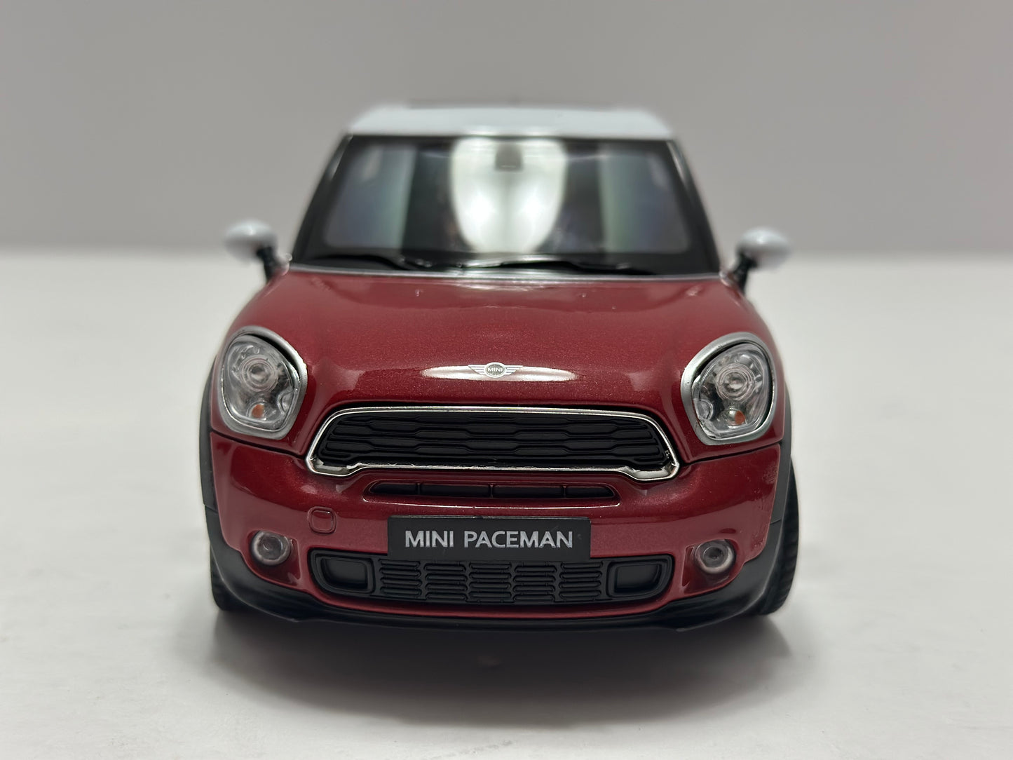 Welly 1:24 Mini Cooper S Paceman Red Diecast