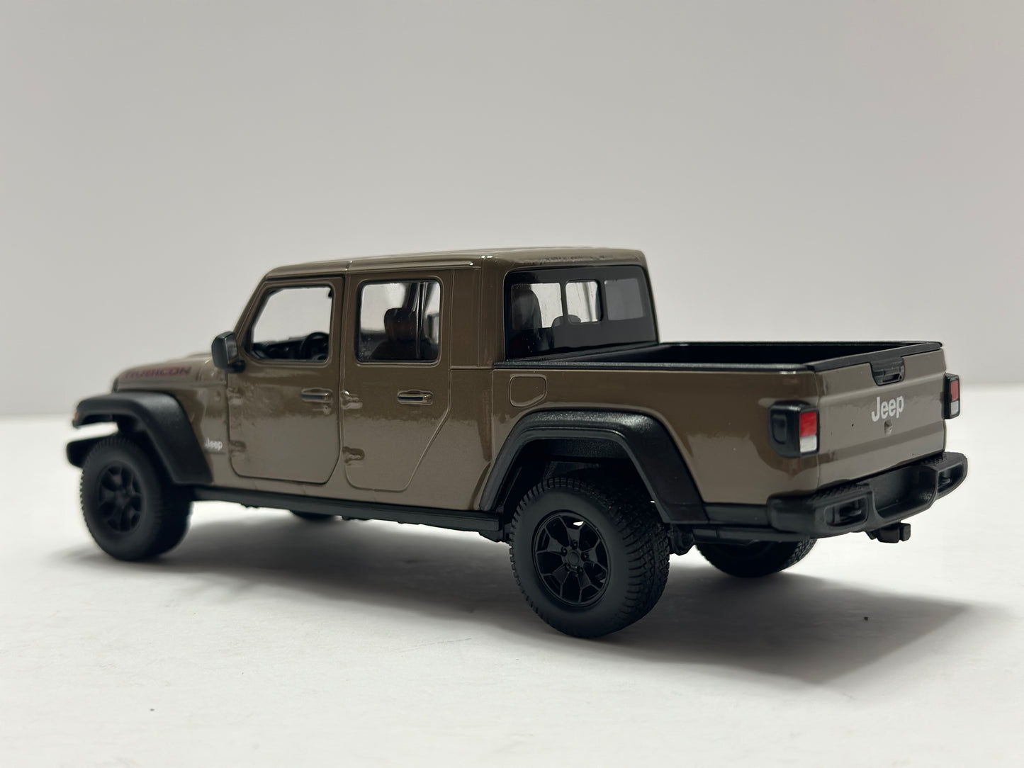 WELLY 1:24 2020 Jeep Rubicon Gladiator Diecast Olive Green