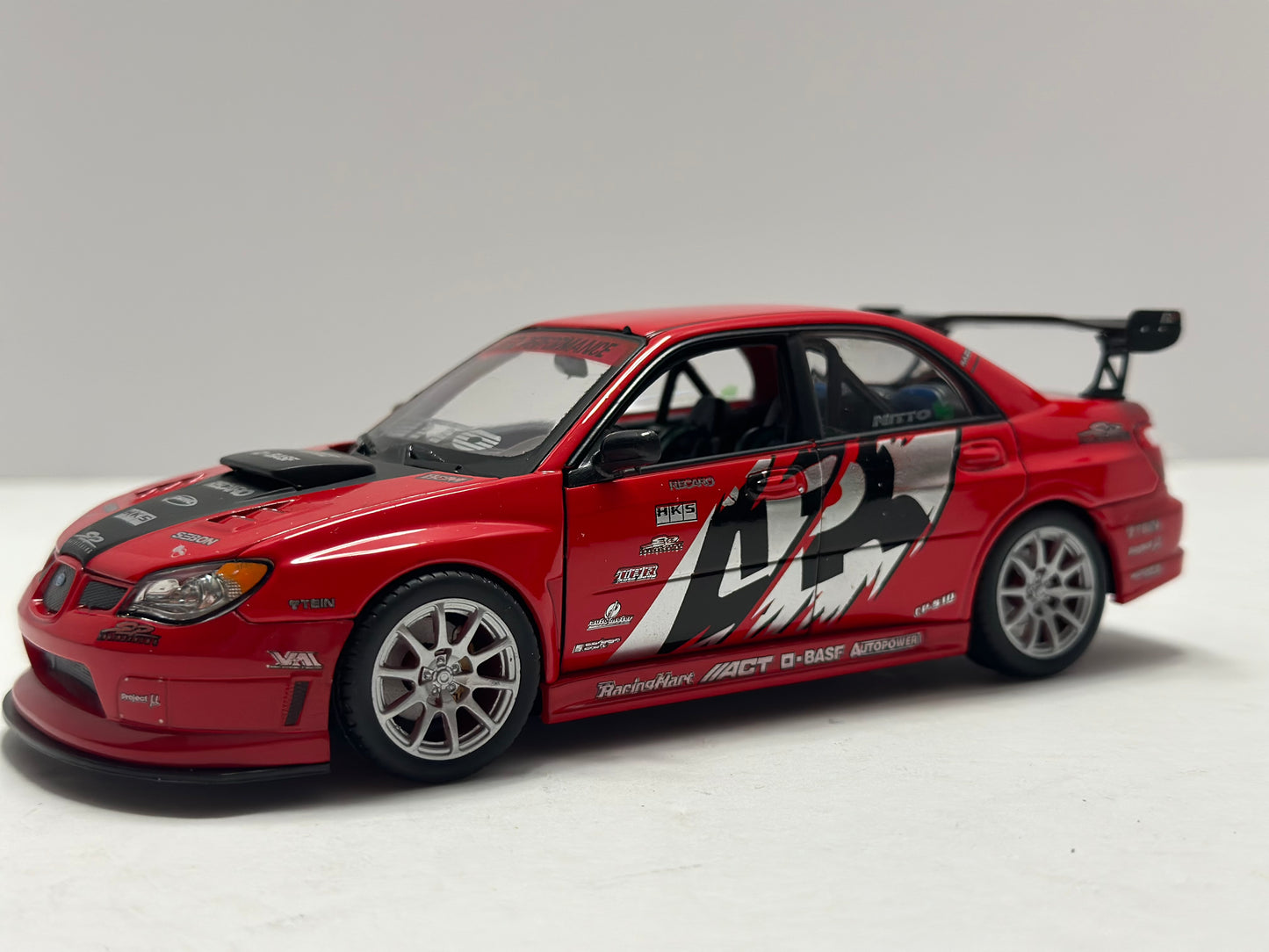 Welly 1:24 Subaru Impreza WRX STI Diecast