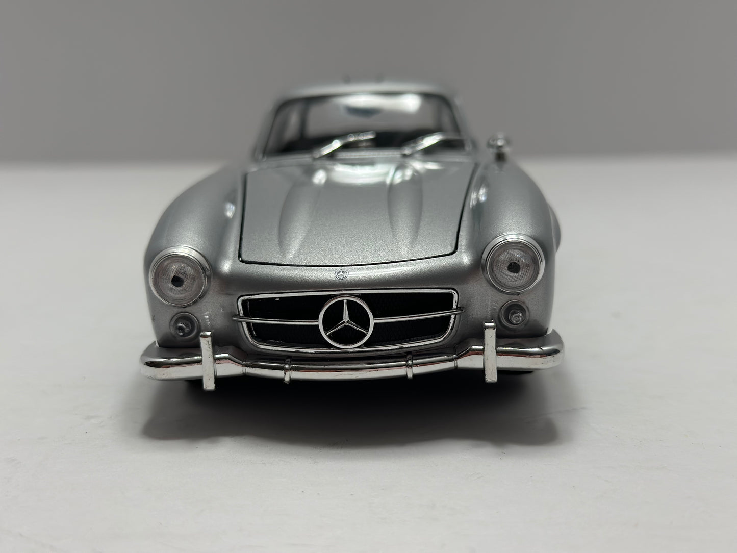 Welly 1:24 1954 Mercedes-Benz 300SL Silver Diecast