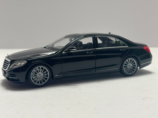 Welly 1:24 2015 Mercedes-Benz S-Class  Black Diecast