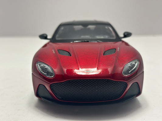 Welly 1:24 Aston Martin DBS Superleggera Red Diecast