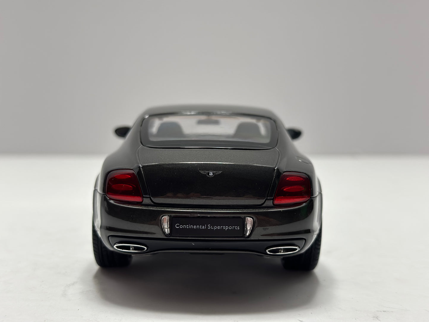 welly 1:24 2012 Bentley Continental GT Supersport   Diecast