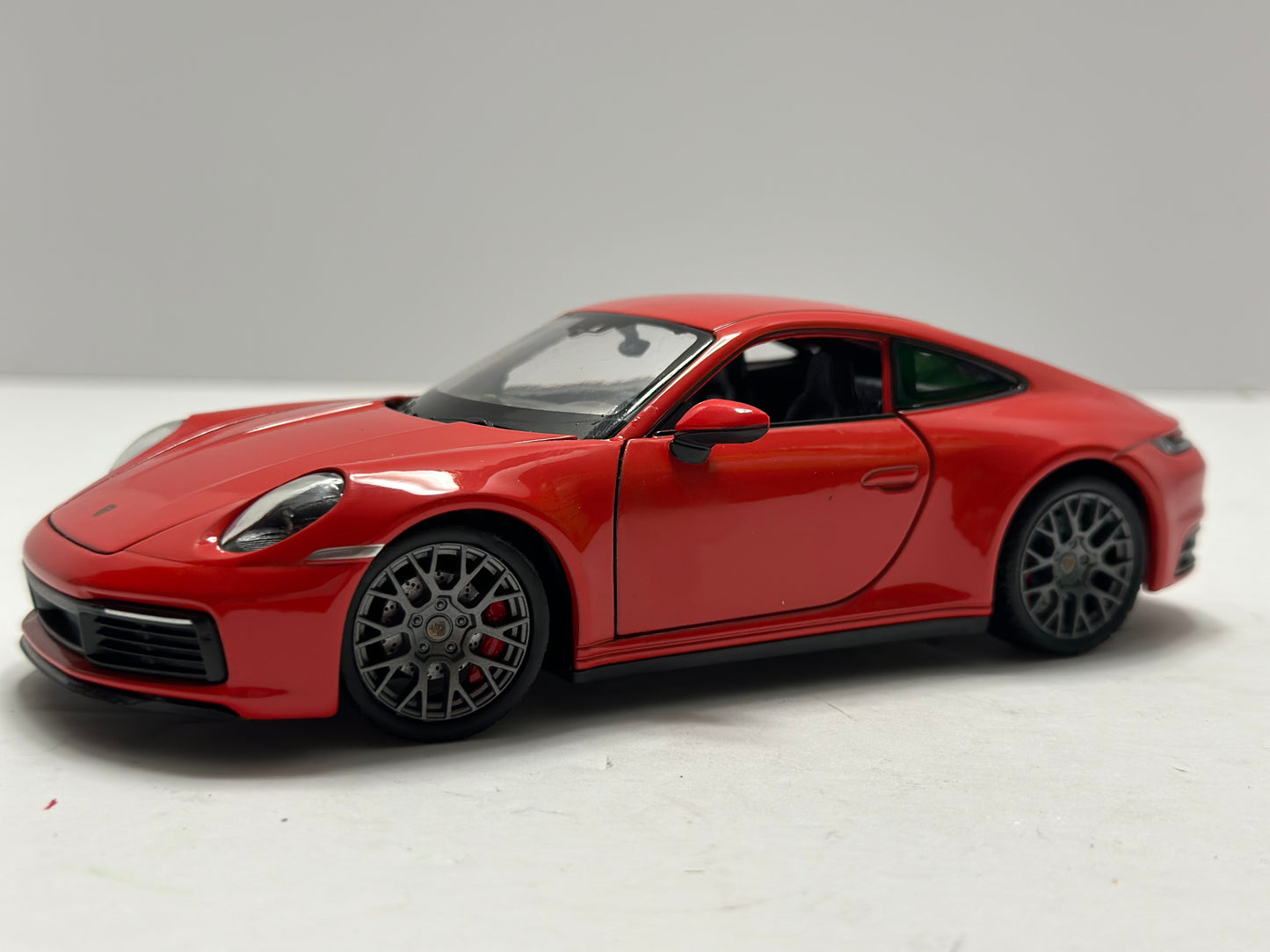 Welly 1:24 2020 Porsche 911 Carrera 4S Alloy Sports Car Model Diecast Red