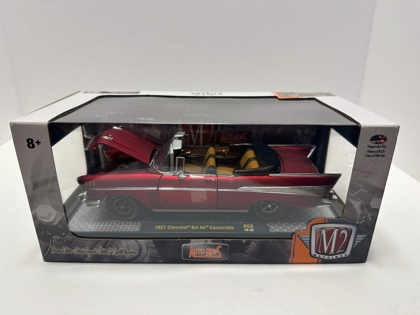 M2 Machines 1:24 1957 Chevrolet Bel Air Convertible R68 Auto Mods  Diecast