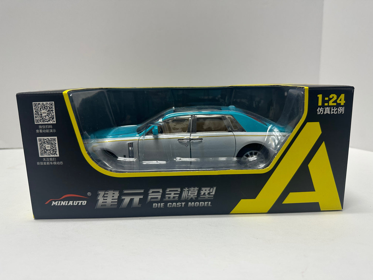 1:24 Rolls-Royce Phantom Metal Diecast White Tiffany Blue WITH LEDS Roll-Back