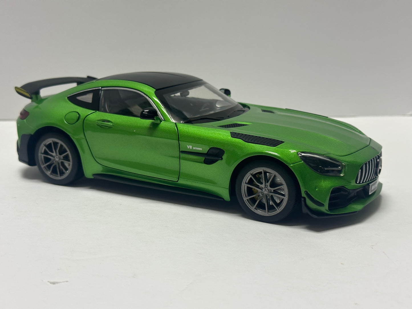 1:18 Mercedes-Benz GT-R Diecast Green Metal with LED lights.