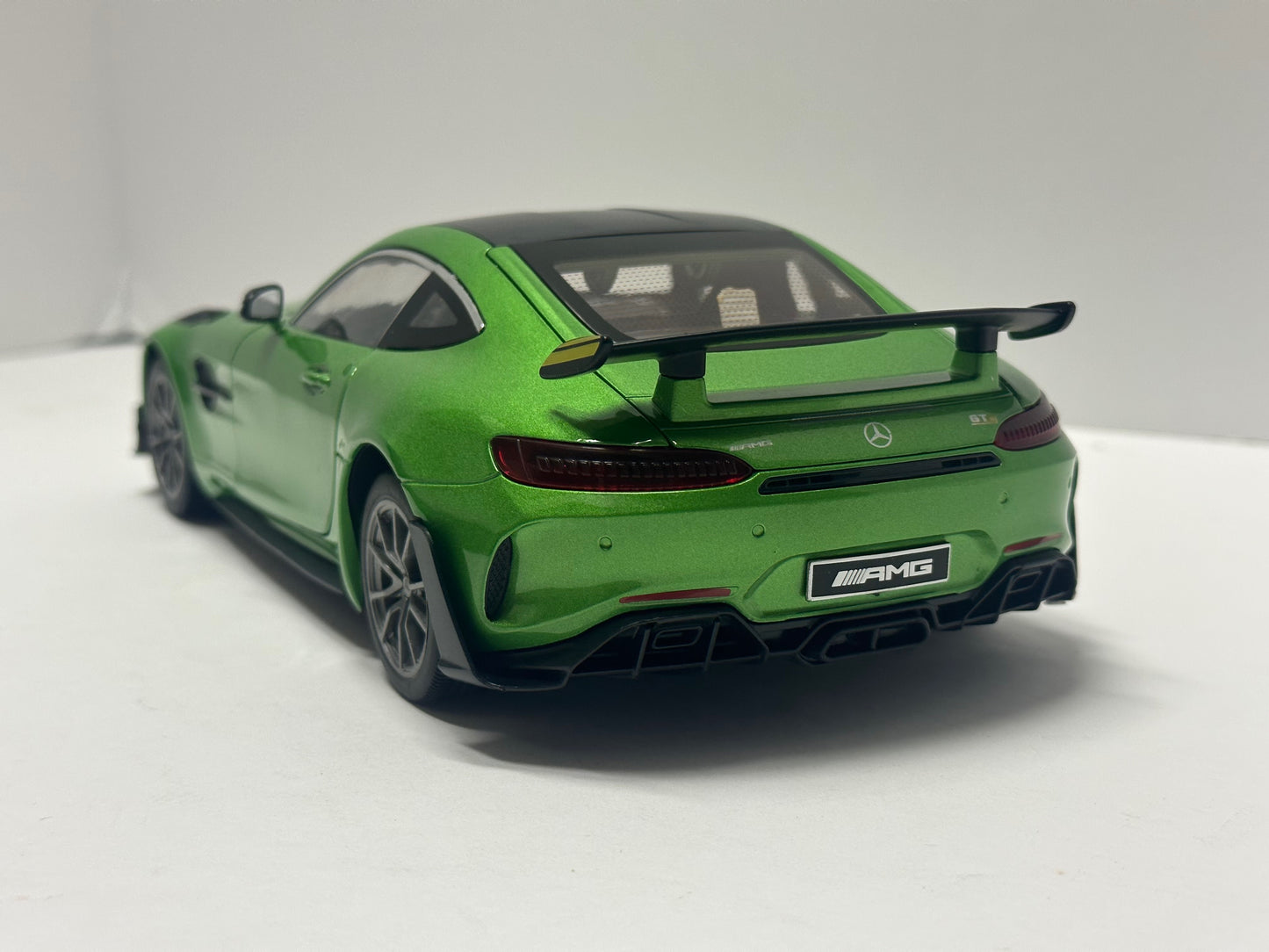 1:18 Mercedes-Benz GT-R Diecast Green Metal with LED lights.