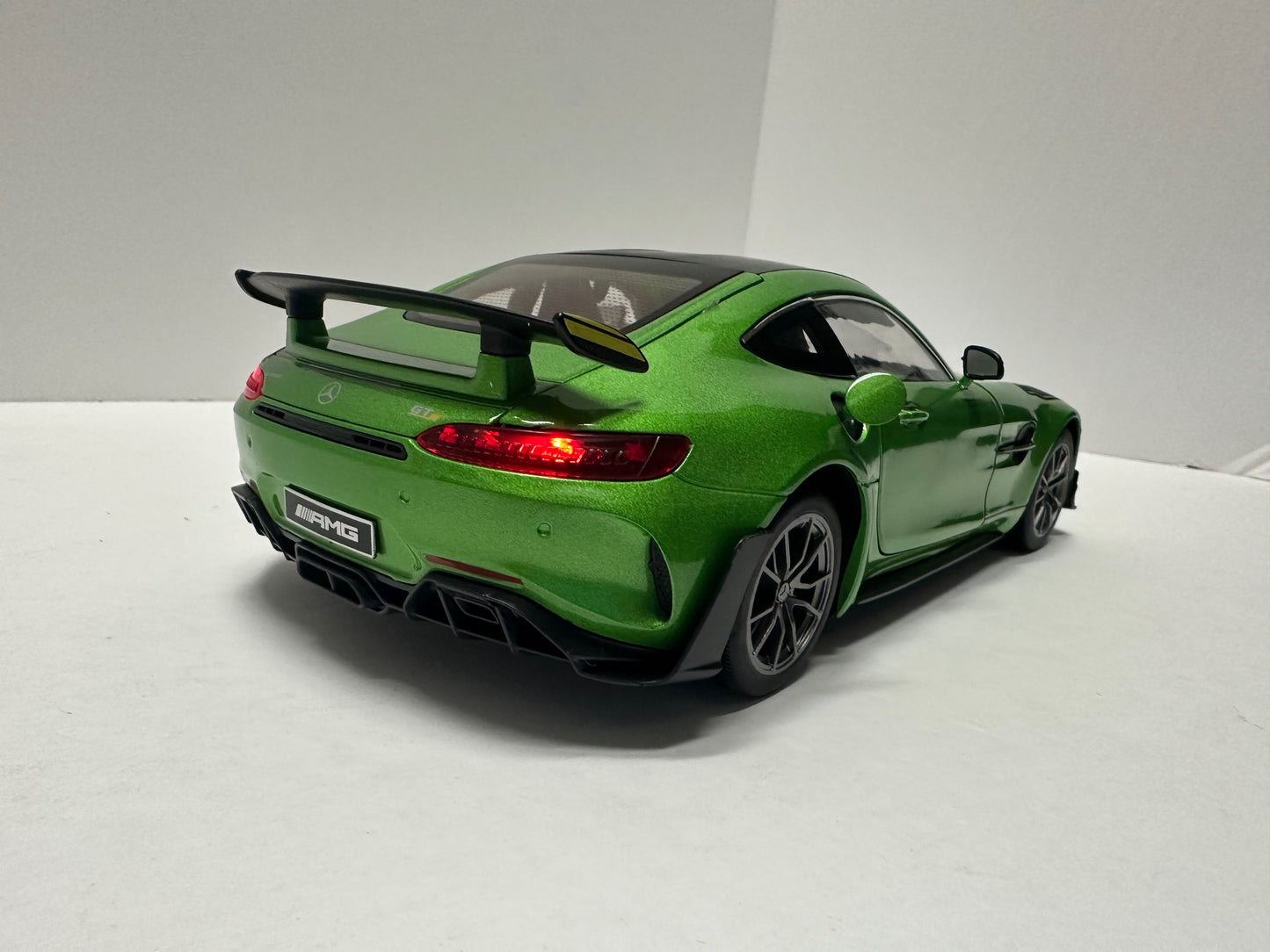 1:18 Mercedes-Benz GT-R Diecast Green Metal with LED lights.