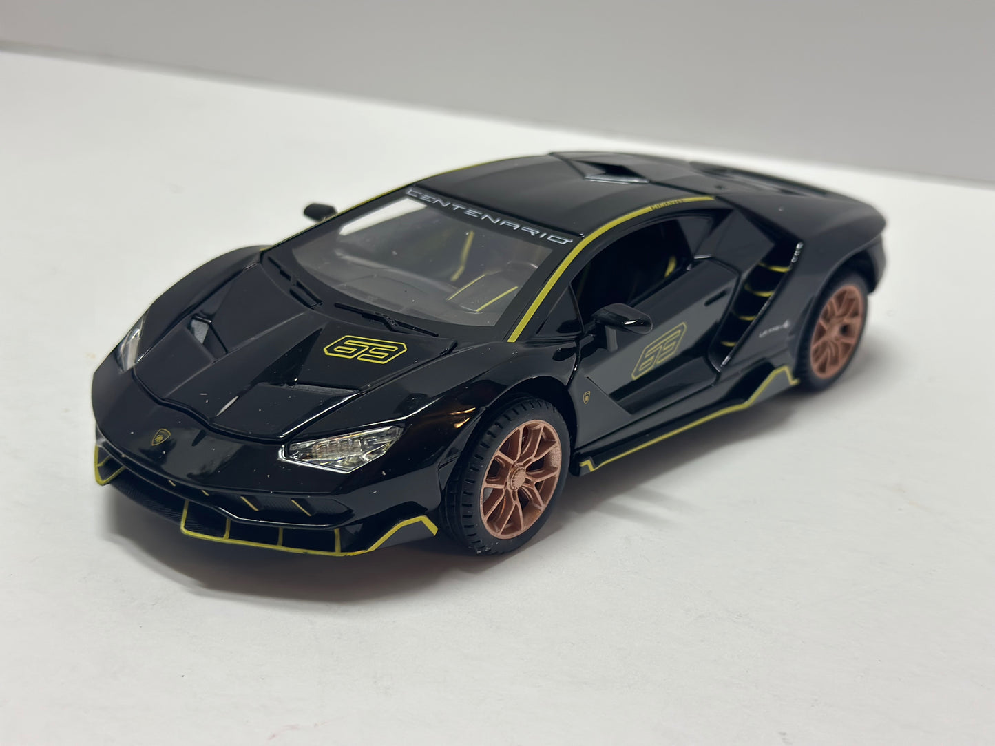 1:24 Lamborghini Centenario Diecast With Headlight & Taillight LED Black