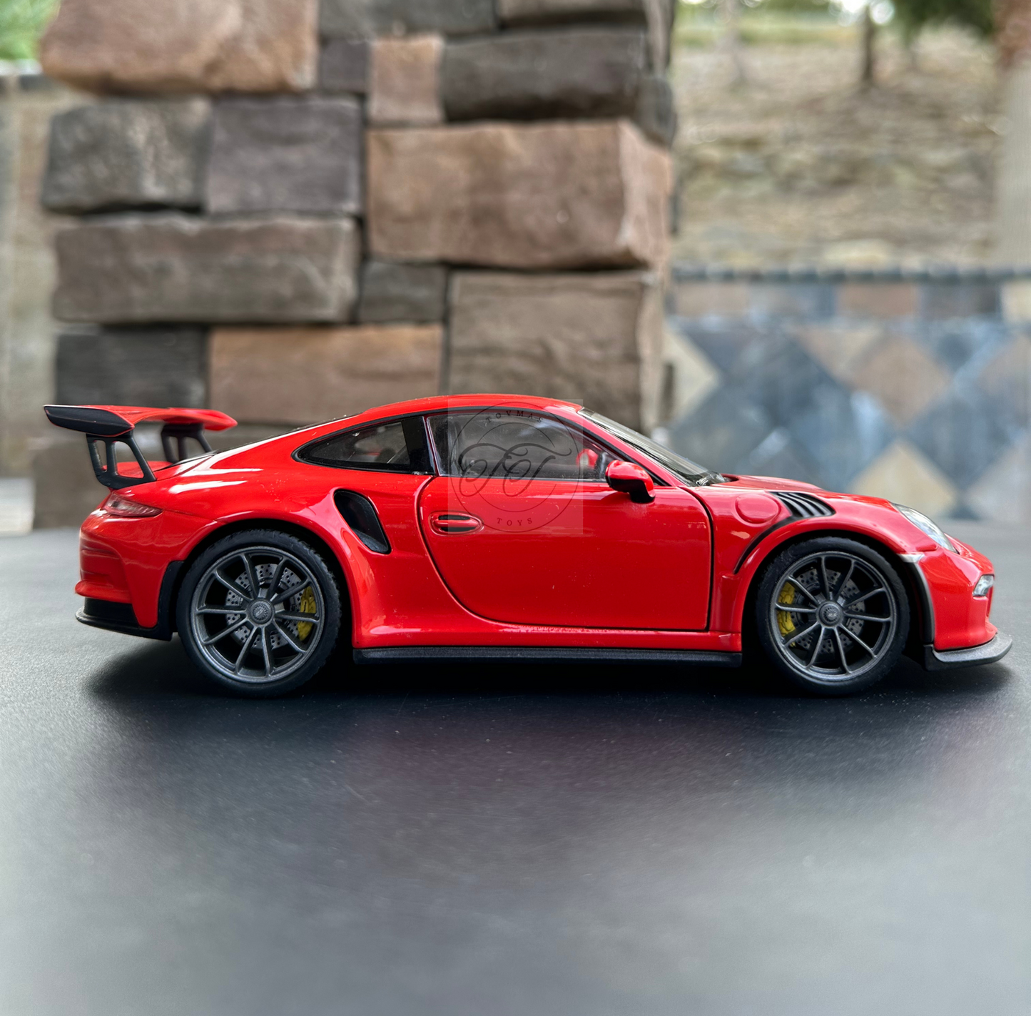 WELLY 1:24 SCALE 2019 PORSCHE 911 GT3 RS 991 RED