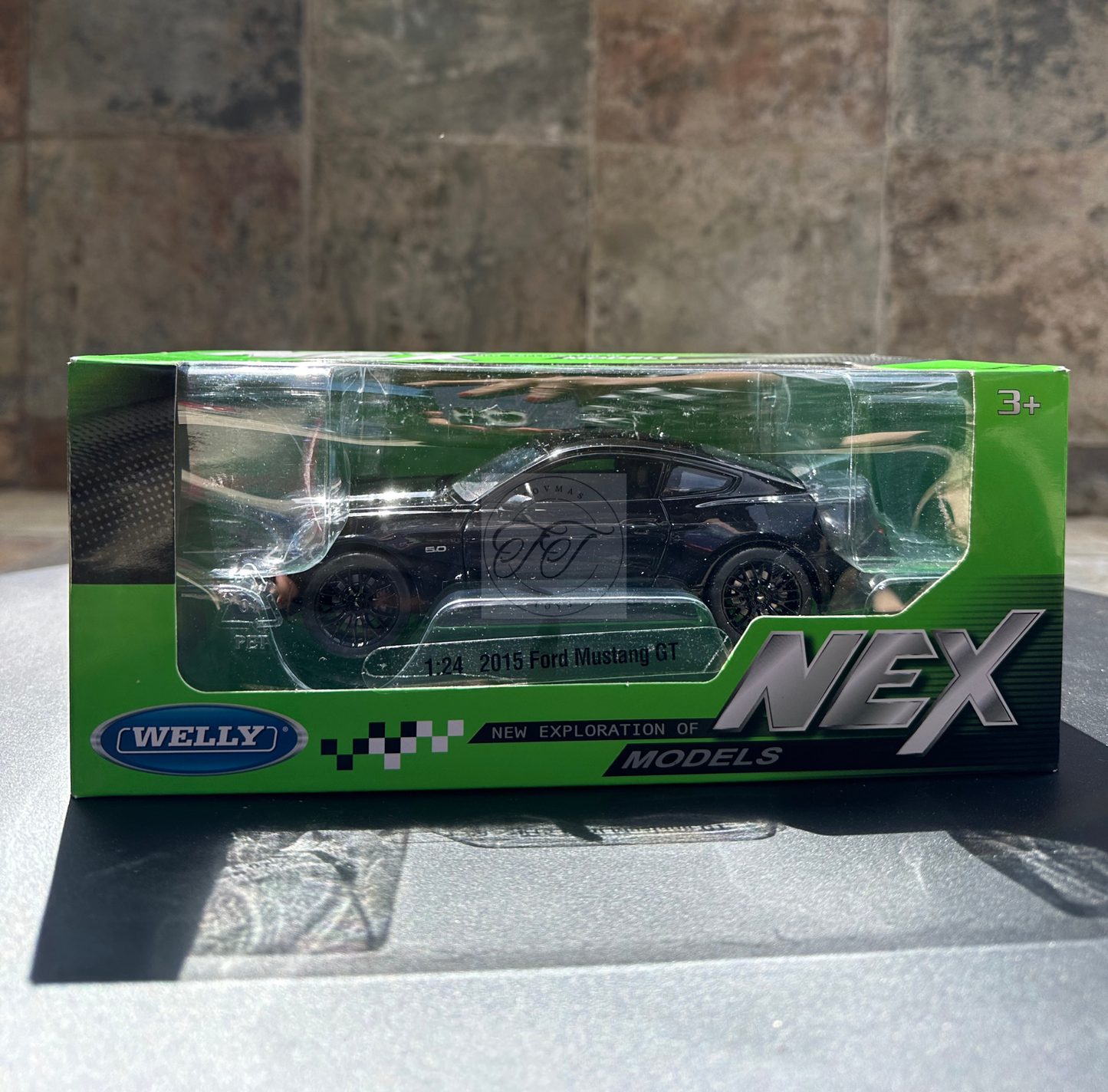 WELLY 1:24 SCALE 2015 FORD MUSTANG GT BLACK