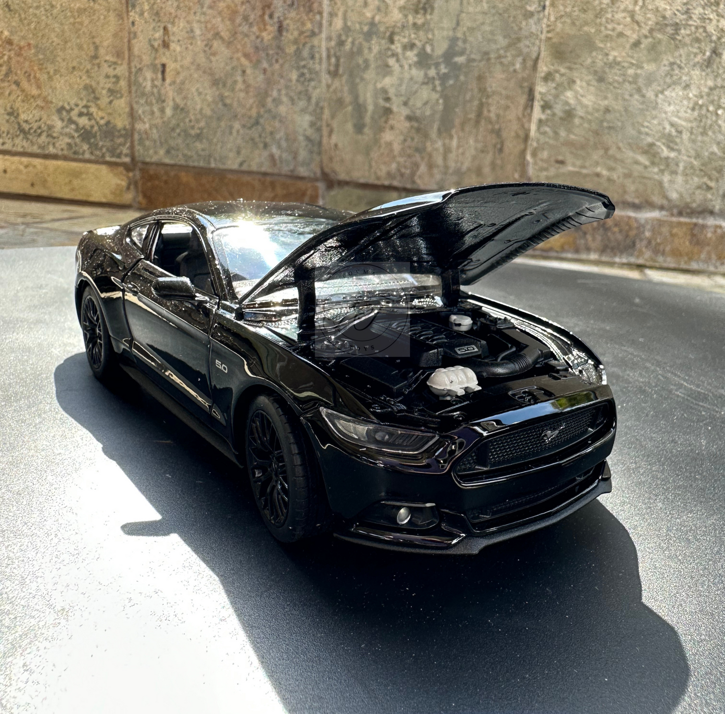 WELLY 1:24 SCALE 2015 FORD MUSTANG GT BLACK