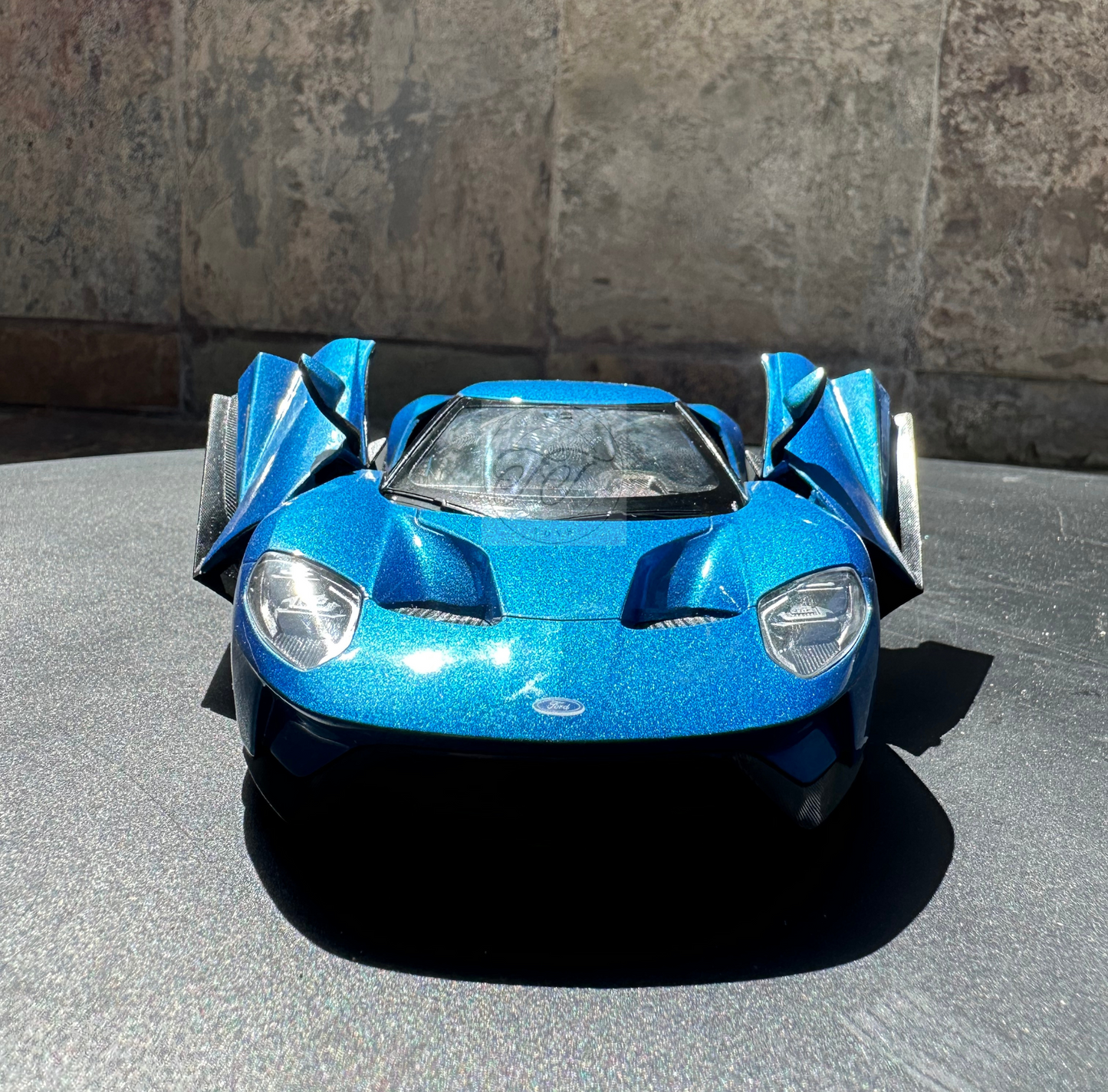 WELLY 1:24 SCALE 2017 FORD GT BLUE