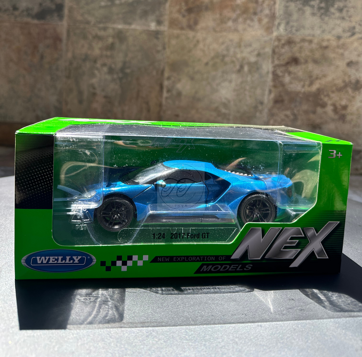 WELLY 1:24 SCALE 2017 FORD GT BLUE