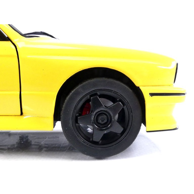 Solid 1:18 1990 BMW M3 E30  “STREET FIGHTER”DAKAR YELLOW S1801513